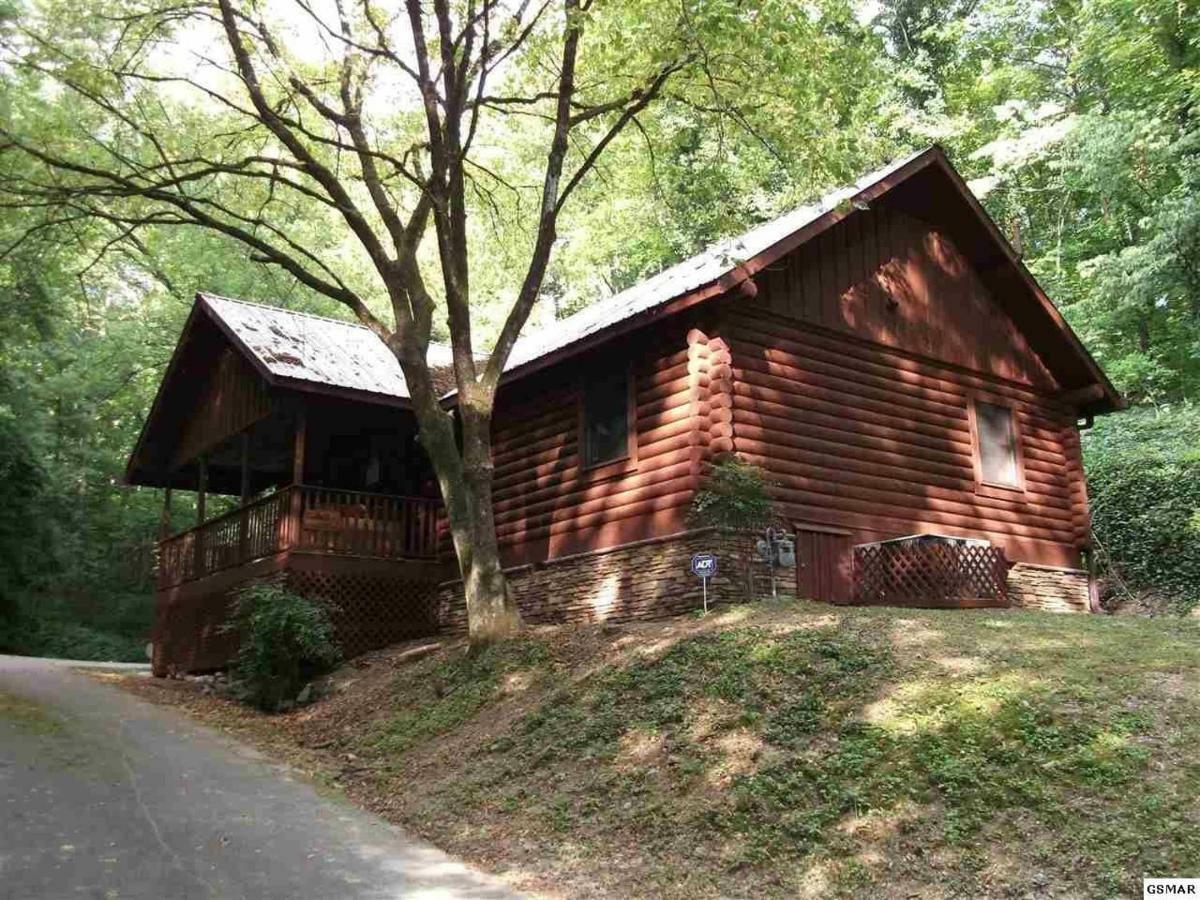 Log Cabin! 1Mile From The Action! Private Lane! Hot Tub! Pool Table! Villa Pigeon Forge Exterior photo